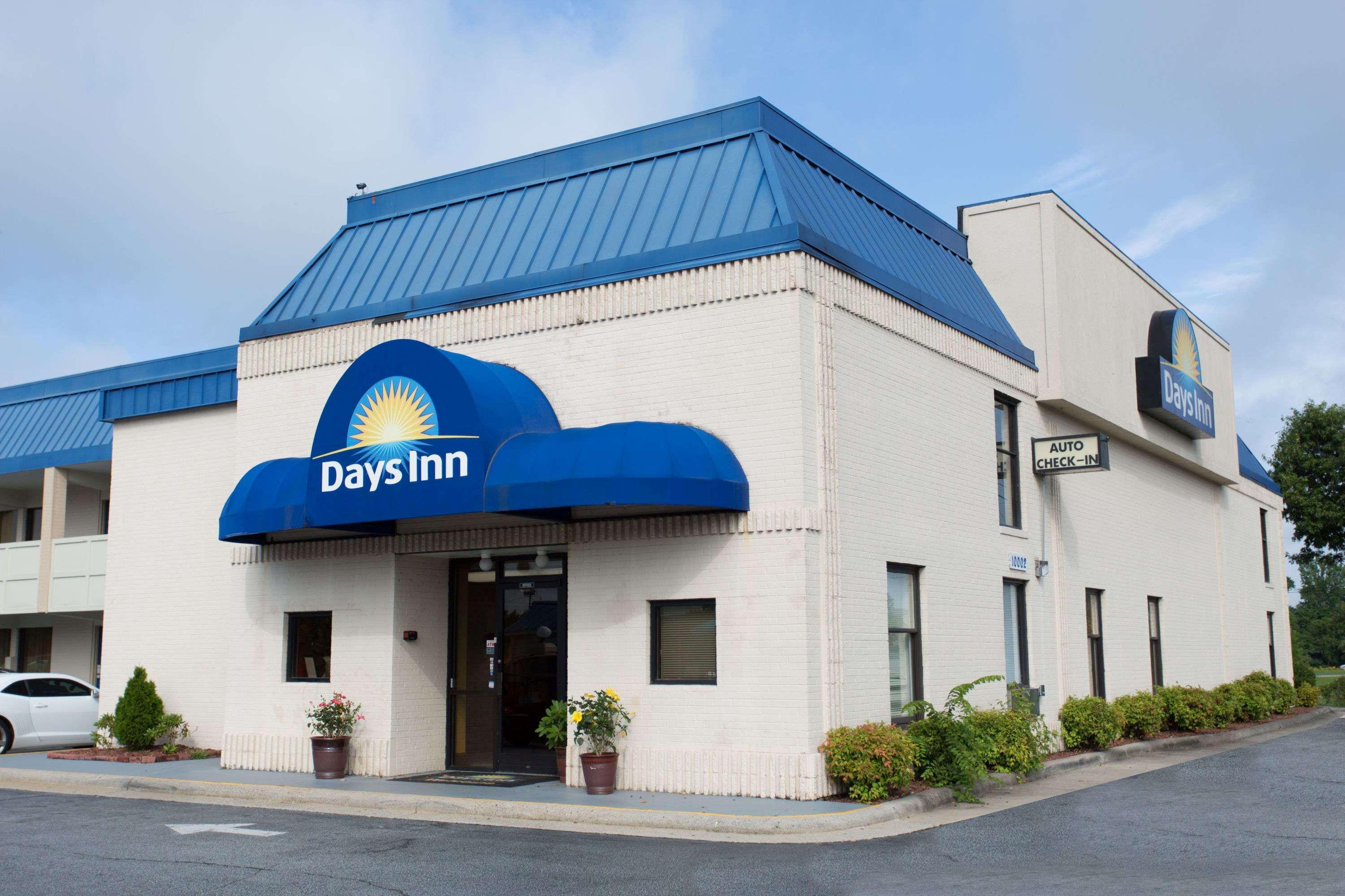 Days Inn By Wyndham High Point/Archdale Exterior photo